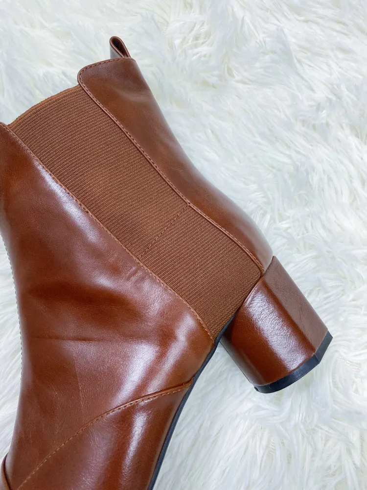 LUXE SEVEN DESIGN SQUARE TOE HEELED ANKLE BOOTS